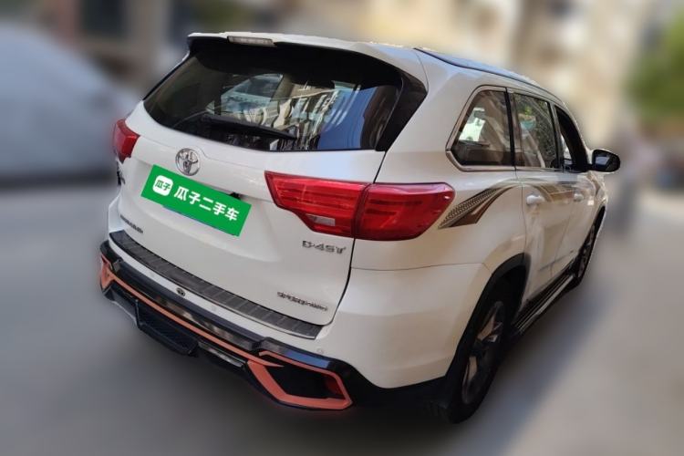 Used Toyota Highlander 2015 2.0T Four-Wheel Drive Luxury Edition 7-Seater Rear Right 45 Deg