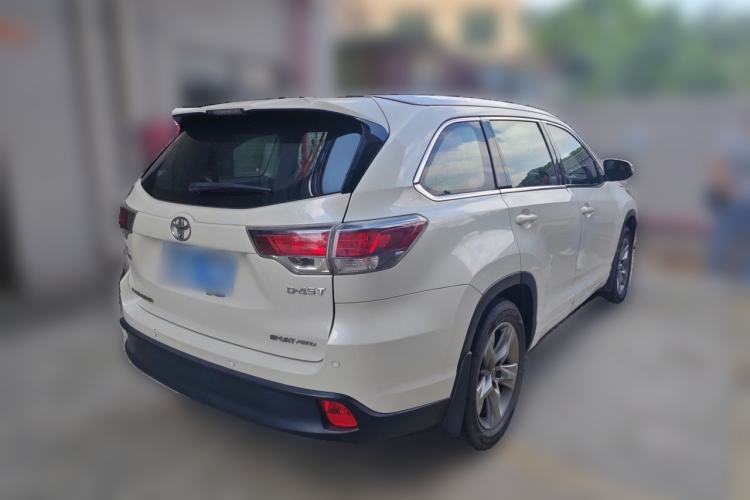 Used Toyota Highlander 2015 2.0T Four-Wheel Drive Luxury Edition 7-Seater Rear Right 45 Deg