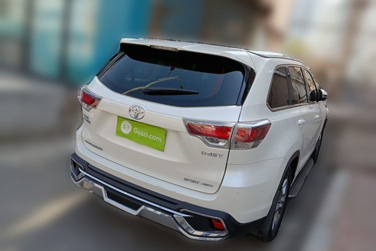 Used Toyota Highlander 2015 2.0T Four-Wheel Drive Luxury Edition 7-Seater Rear Right 45 Deg