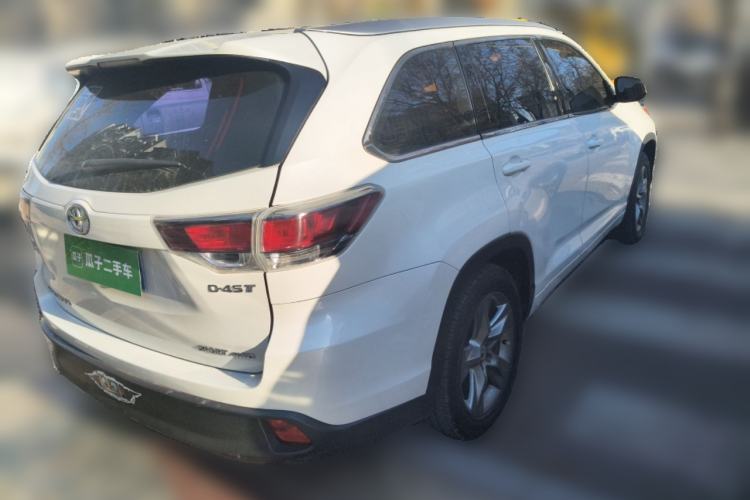 Used Toyota Highlander 2015 2.0T Four-Wheel Drive Luxury Edition 7-Seater Rear Right 45 Deg