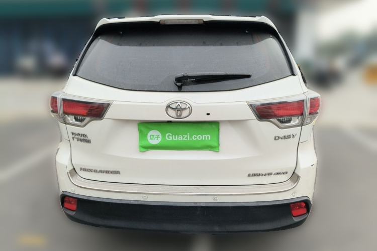 Used Toyota Highlander 2015 2.0T Four-Wheel Drive Ultimate Edition 7-Seater Rear