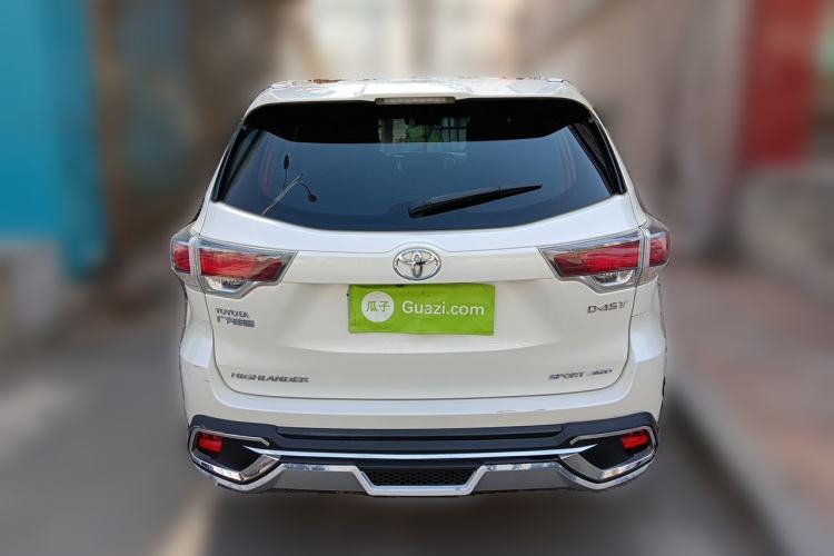 Used Toyota Highlander 2015 2.0T Four-Wheel Drive Luxury Edition 7-Seater Rear