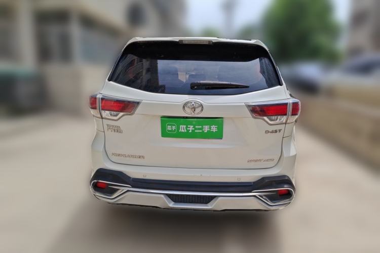 Used Toyota Highlander 2015 2.0T Four-Wheel Drive Luxury Edition 7-Seater Rear