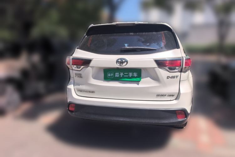 Used Toyota Highlander 2015 2.0T Four-Wheel Drive Luxury Edition 7-Seater Rear