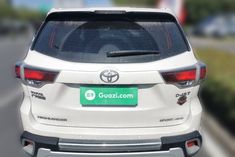 Used Toyota Highlander 2015 2.0T Four-Wheel Drive Luxury Edition 7-Seater Rear