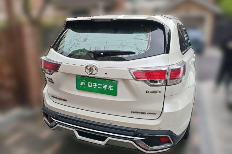 Used Toyota Highlander 2015 2.0T Four-Wheel Drive Ultimate Edition 7-Seater Rear