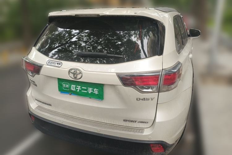 Used Toyota Highlander 2015 2.0T Four-Wheel Drive Luxury Edition 7-Seater Rear