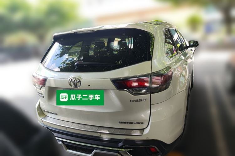 Used Toyota Highlander 2015 2.0T Four-Wheel Drive Ultimate Edition 7-Seater Rear