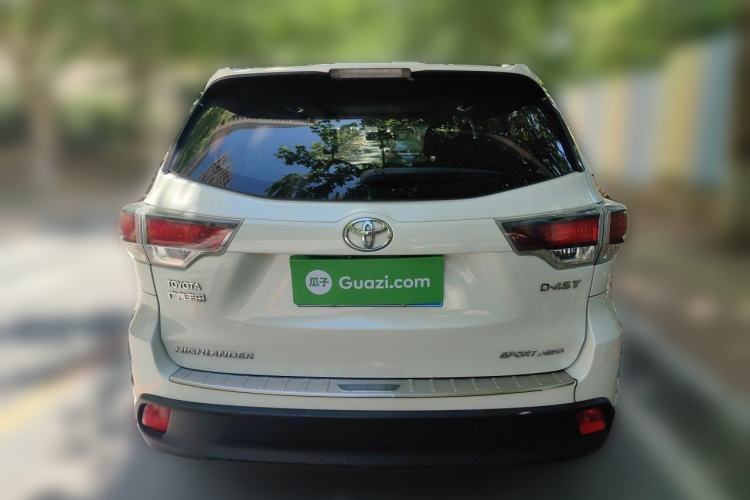 Used Toyota Highlander 2015 2.0T Four-Wheel Drive Luxury Edition 7-Seater Rear