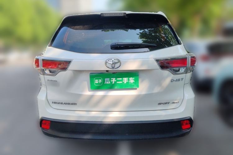 Used Toyota Highlander 2015 2.0T Four-Wheel Drive Luxury Edition 7-Seater Rear