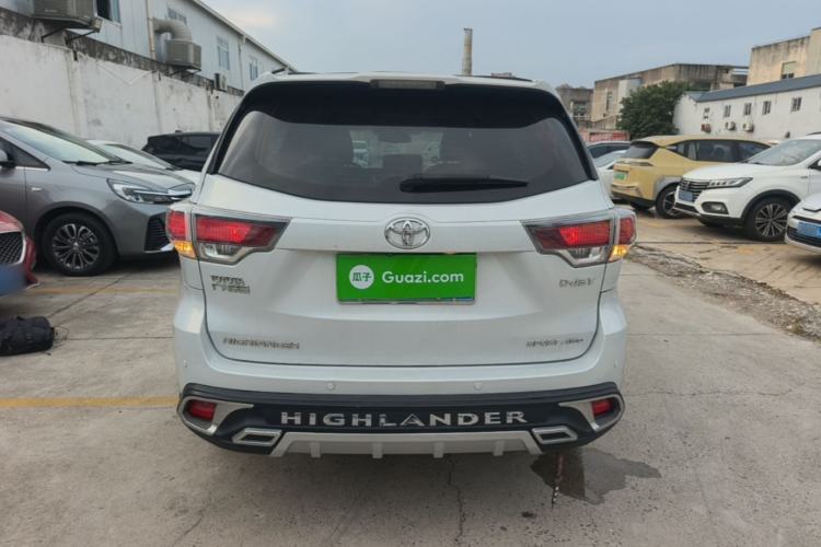 Used Toyota Highlander 2015 2.0T Four-Wheel Drive Luxury Edition 7-Seater Rear