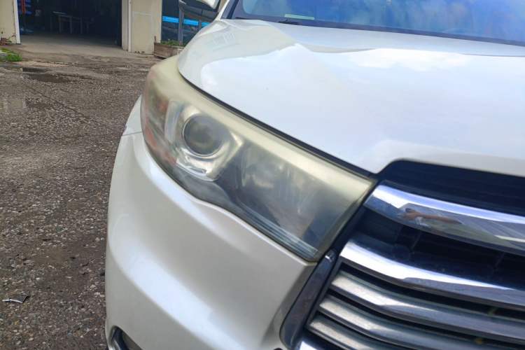 Used Toyota Highlander 2015 2.0T Four-Wheel Drive Luxury Edition 7-Seater Right Front Headlight