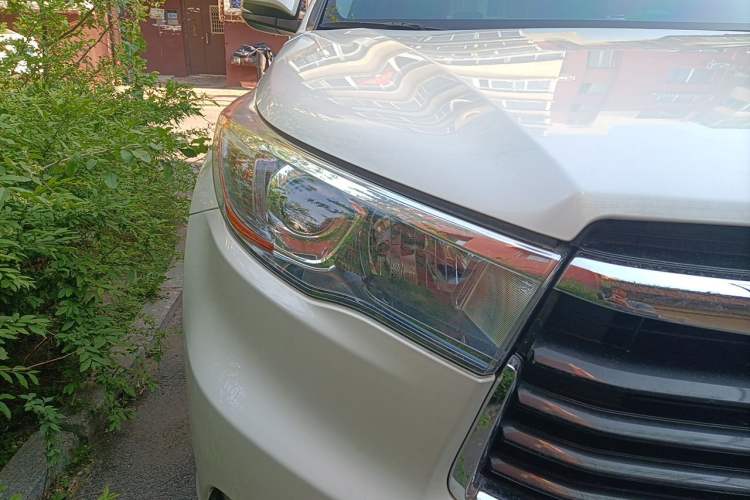 Used Toyota Highlander 2015 2.0T Four-Wheel Drive Luxury Edition 7-Seater Right Front Headlight