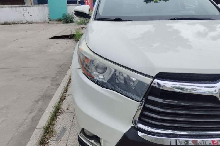 Used Toyota Highlander 2015 2.0T Four-Wheel Drive Luxury Edition 7-Seater Right Front Headlight