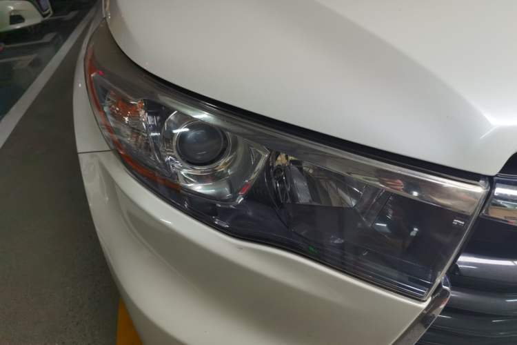 Used Toyota Highlander 2015 2.0T Four-Wheel Drive Luxury Edition 7-Seater Right Front Headlight