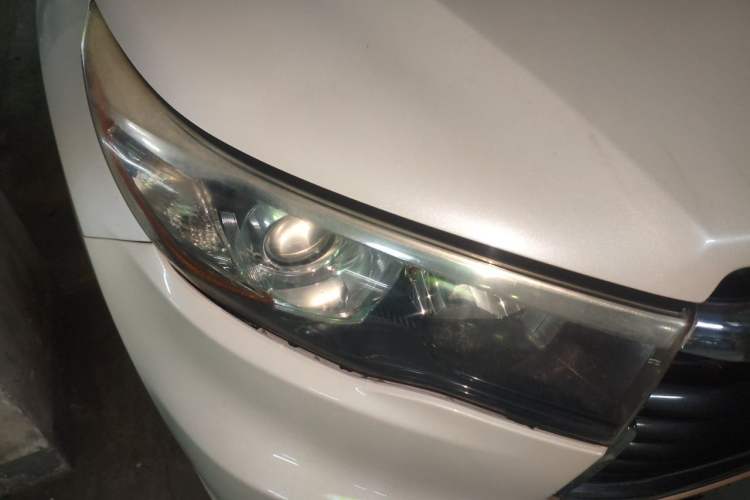 Used Toyota Highlander 2015 2.0T Four-Wheel Drive Luxury Edition 7-Seater Right Front Headlight