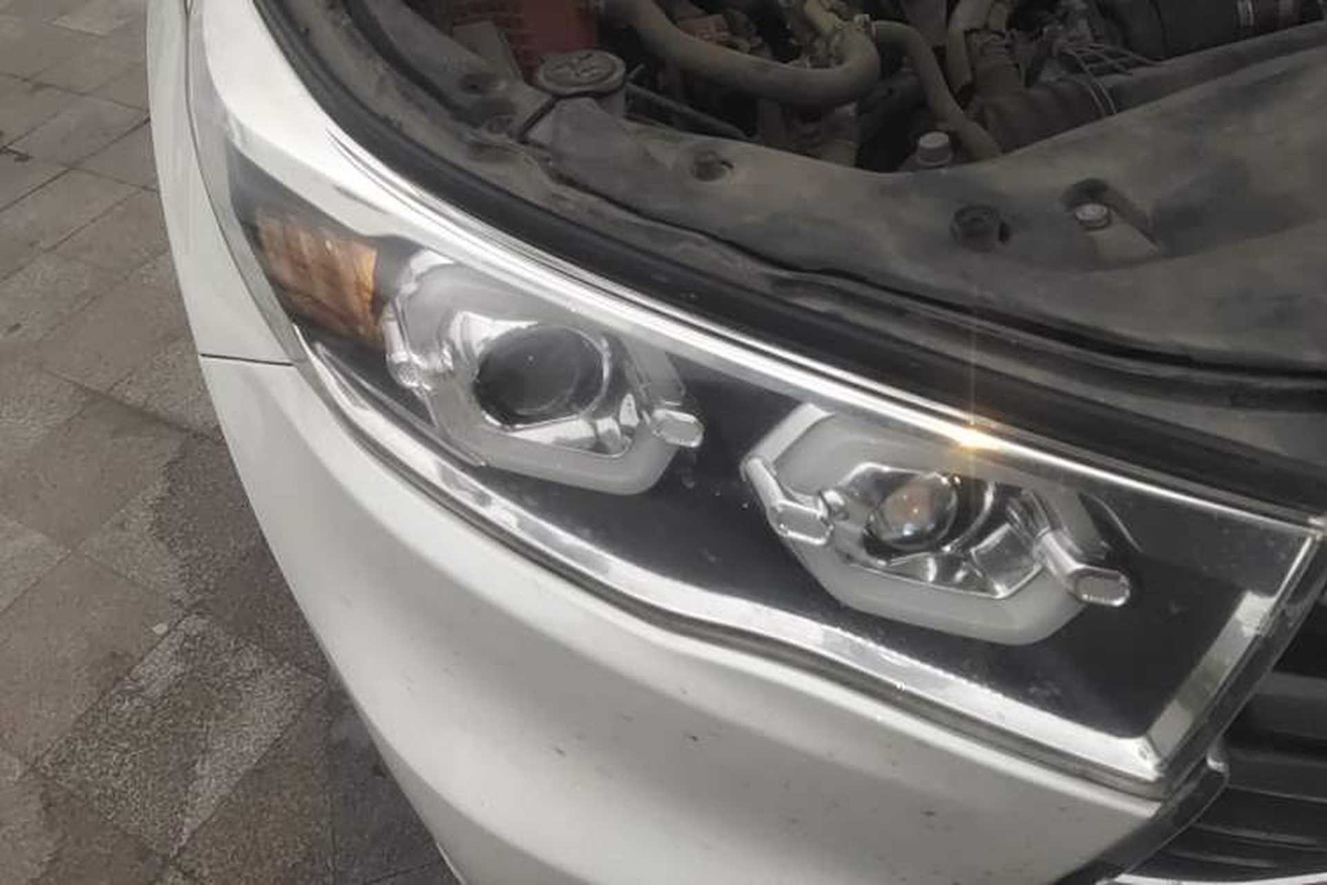 Used Toyota Highlander 2015 2.0T Four-Wheel Drive Luxury Edition 7-Seater Right Front Headlight