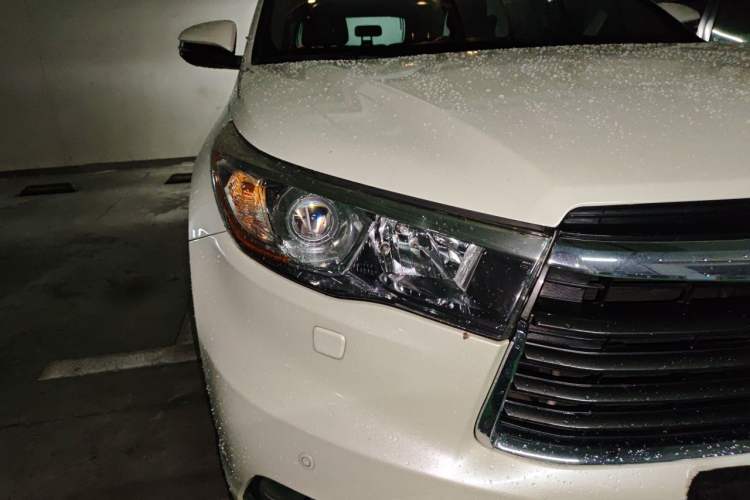 Used Toyota Highlander 2015 2.0T Four-Wheel Drive Ultimate Edition 7-Seater Right Front Headlight