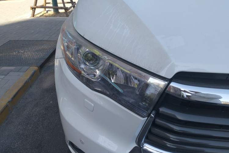 Used Toyota Highlander 2015 2.0T Four-Wheel Drive Ultimate Edition 7-Seater Right Front Headlight
