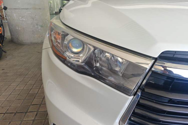 Used Toyota Highlander 2015 2.0T Four-Wheel Drive Luxury Edition 7-Seater Right Front Headlight