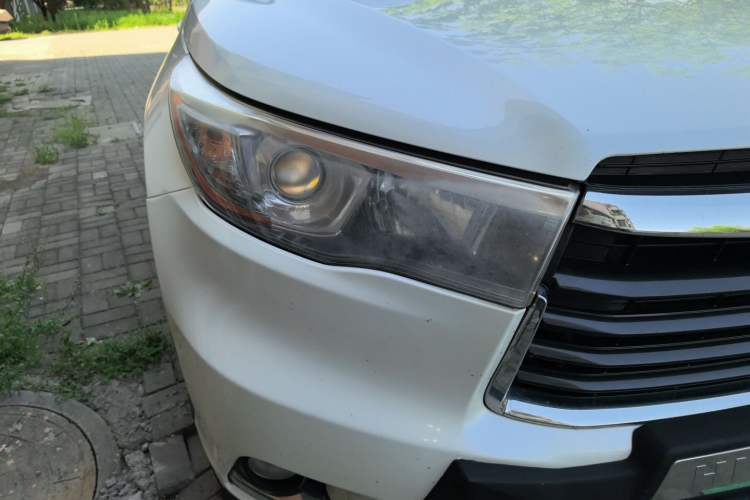 Used Toyota Highlander 2015 2.0T Four-Wheel Drive Luxury Edition 7-Seater Right Front Headlight