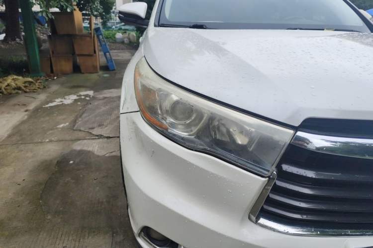 Used Toyota Highlander 2015 2.0T Four-Wheel Drive Luxury Edition 7-Seater Right Front Headlight