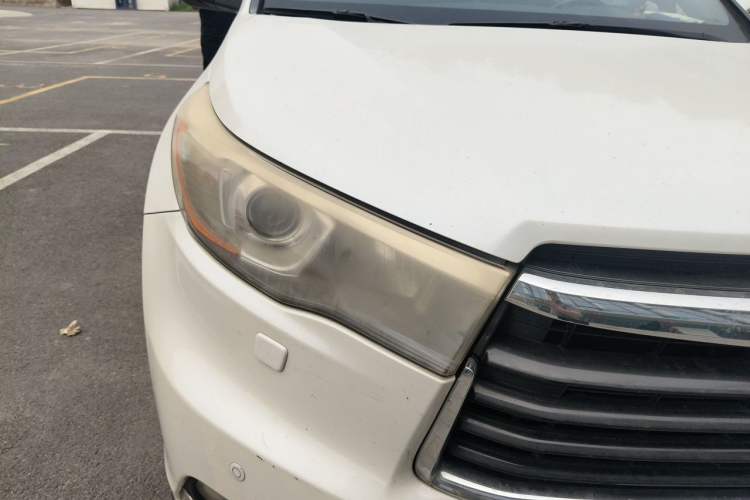 Used Toyota Highlander 2015 2.0T Four-Wheel Drive Ultimate Edition 7-Seater Right Front Headlight