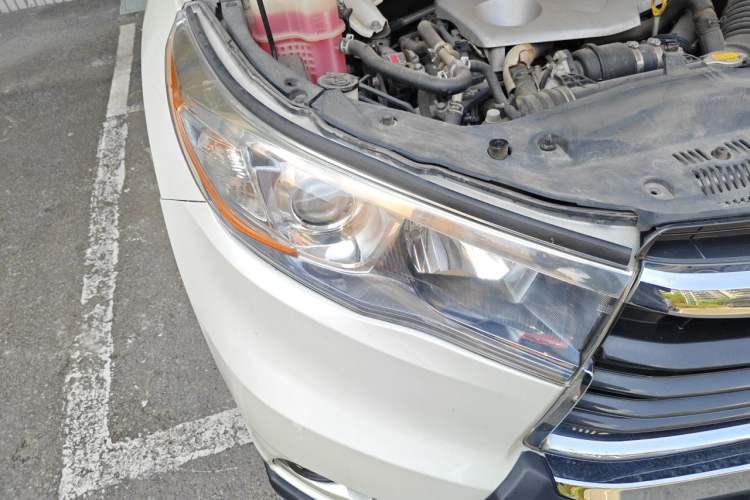Used Toyota Highlander 2015 2.0T Four-Wheel Drive Luxury Edition 7-Seater Right Front Headlight