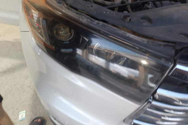 Used Toyota Highlander 2015 2.0T Four-Wheel Drive Luxury Edition 7-Seater Right Front Headlight