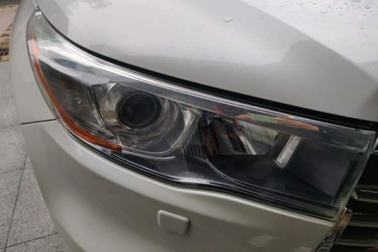 Used Toyota Highlander 2015 2.0T Four-Wheel Drive Ultimate Edition 7-Seater Right Front Headlight