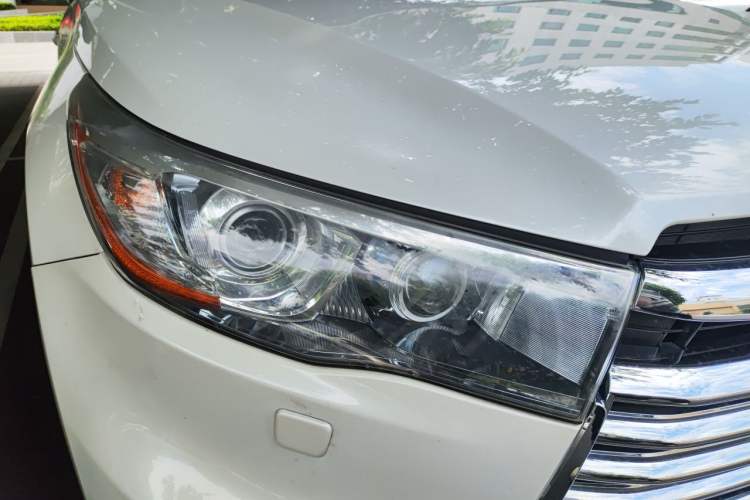 Used Toyota Highlander 2015 2.0T Four-Wheel Drive Ultimate Edition 7-Seater Right Front Headlight