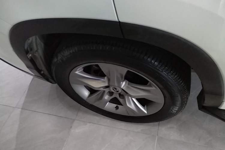 Used Toyota Highlander 2015 2.0T Four-Wheel Drive Luxury Edition 7-Seater Right Rear Wheel Hub