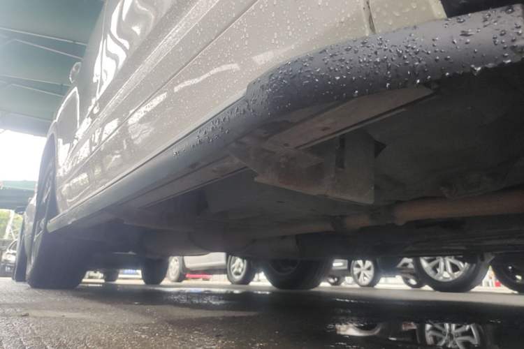 Used Toyota Highlander 2015 2.0T Four-Wheel Drive Luxury Edition 7-Seater Right Side Sill