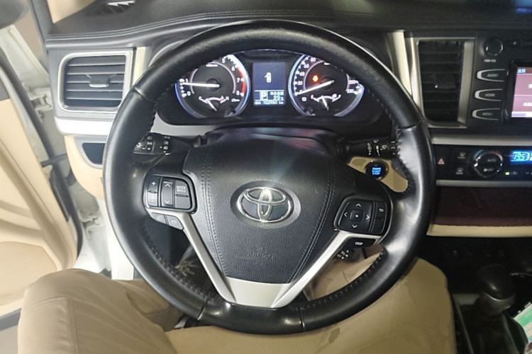 Used Toyota Highlander 2015 2.0T Four-Wheel Drive Luxury Edition 7-Seater Steering Wheel