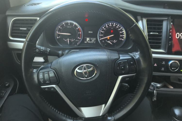 Used Toyota Highlander 2015 2.0T Four-Wheel Drive Luxury Edition 7-Seater Steering Wheel