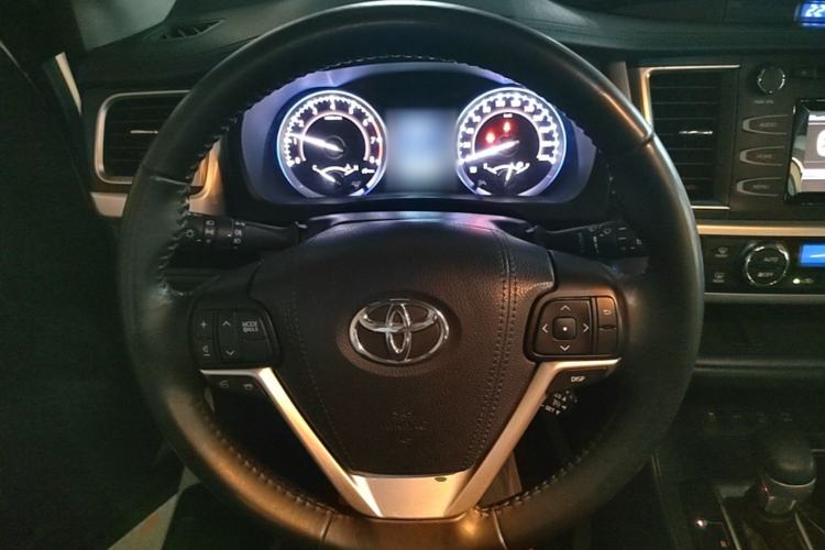 Used Toyota Highlander 2015 2.0T Four-Wheel Drive Luxury Edition 7-Seater Steering Wheel