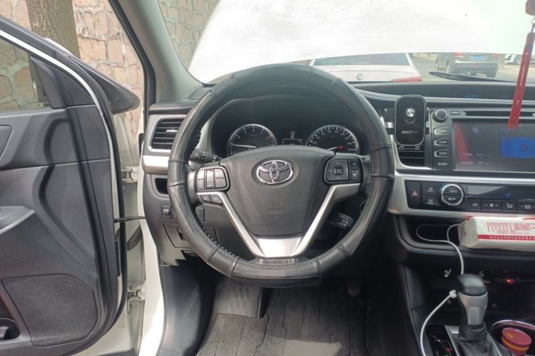 Used Toyota Highlander 2015 2.0T Four-Wheel Drive Luxury Edition 7-Seater Steering Wheel