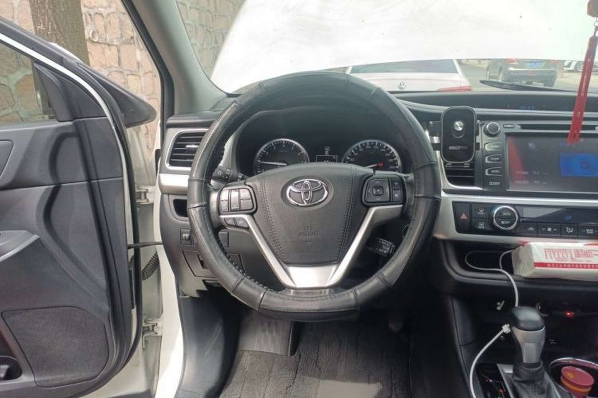 Used Toyota Highlander 2015 2.0T Four-Wheel Drive Luxury Edition 7-Seater Steering Wheel