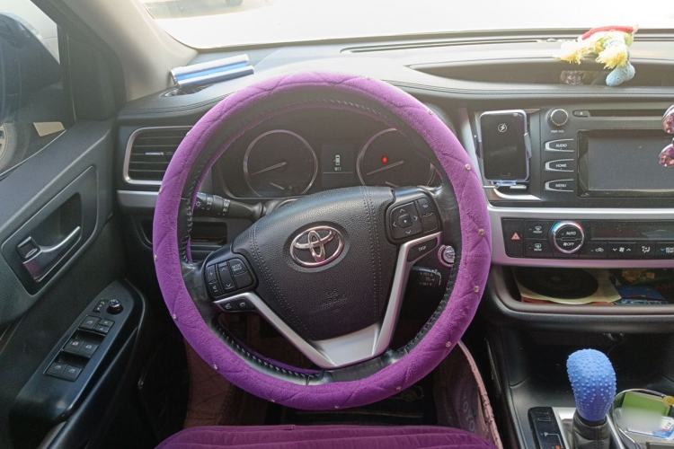 Used Toyota Highlander 2015 2.0T Four-Wheel Drive Luxury Edition 7-Seater Steering Wheel