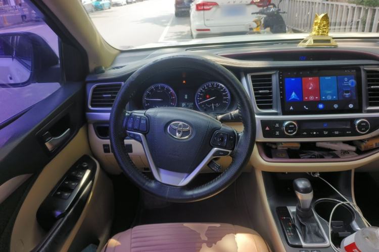 Used Toyota Highlander 2015 2.0T Four-Wheel Drive Luxury Edition 7-Seater Steering Wheel