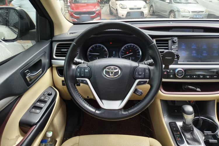 Used Toyota Highlander 2015 2.0T Four-Wheel Drive Luxury Edition 7-Seater Steering Wheel