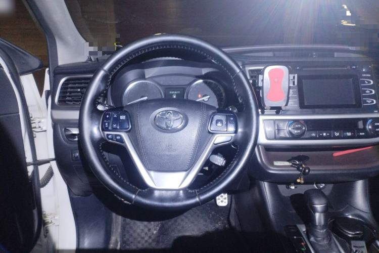 Used Toyota Highlander 2015 2.0T Four-Wheel Drive Luxury Edition 7-Seater Steering Wheel