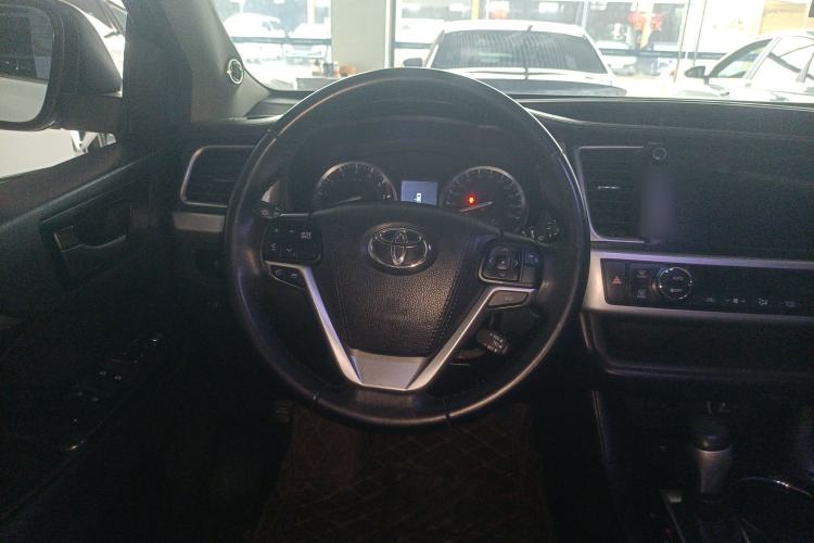 Used Toyota Highlander 2015 2.0T Four-Wheel Drive Luxury Edition 7-Seater Steering Wheel