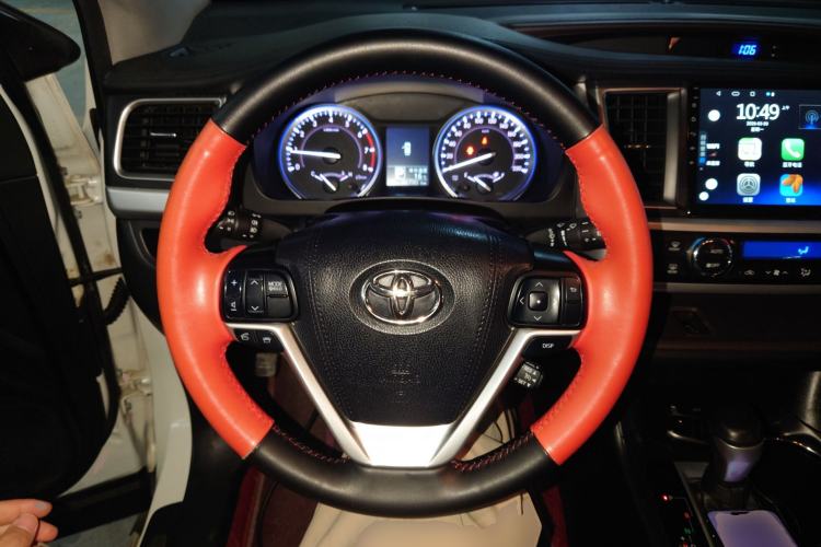 Used Toyota Highlander 2015 2.0T Four-Wheel Drive Luxury Edition 7-Seater Steering Wheel