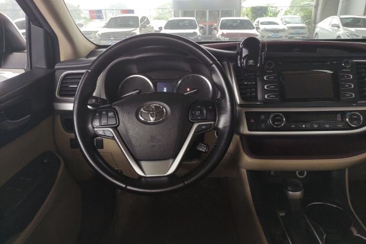 Used Toyota Highlander 2015 2.0T Four-Wheel Drive Luxury Edition 7-Seater Steering Wheel