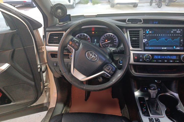 Used Toyota Highlander 2015 2.0T Four-Wheel Drive Luxury Edition 7-Seater Steering Wheel
