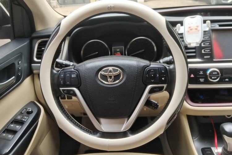 Used Toyota Highlander 2015 2.0T Four-Wheel Drive Ultimate Edition 7-Seater Steering Wheel