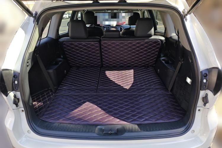 Used Toyota Highlander 2015 2.0T Four-Wheel Drive Ultimate Edition 7-Seater Trunk
