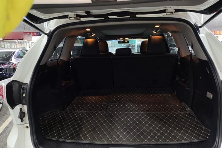 Used Toyota Highlander 2015 2.0T Four-Wheel Drive Luxury Edition 7-Seater Trunk
