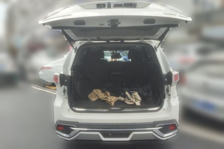 Used Toyota Highlander 2015 2.0T Four-Wheel Drive Luxury Edition 7-Seater Trunk
